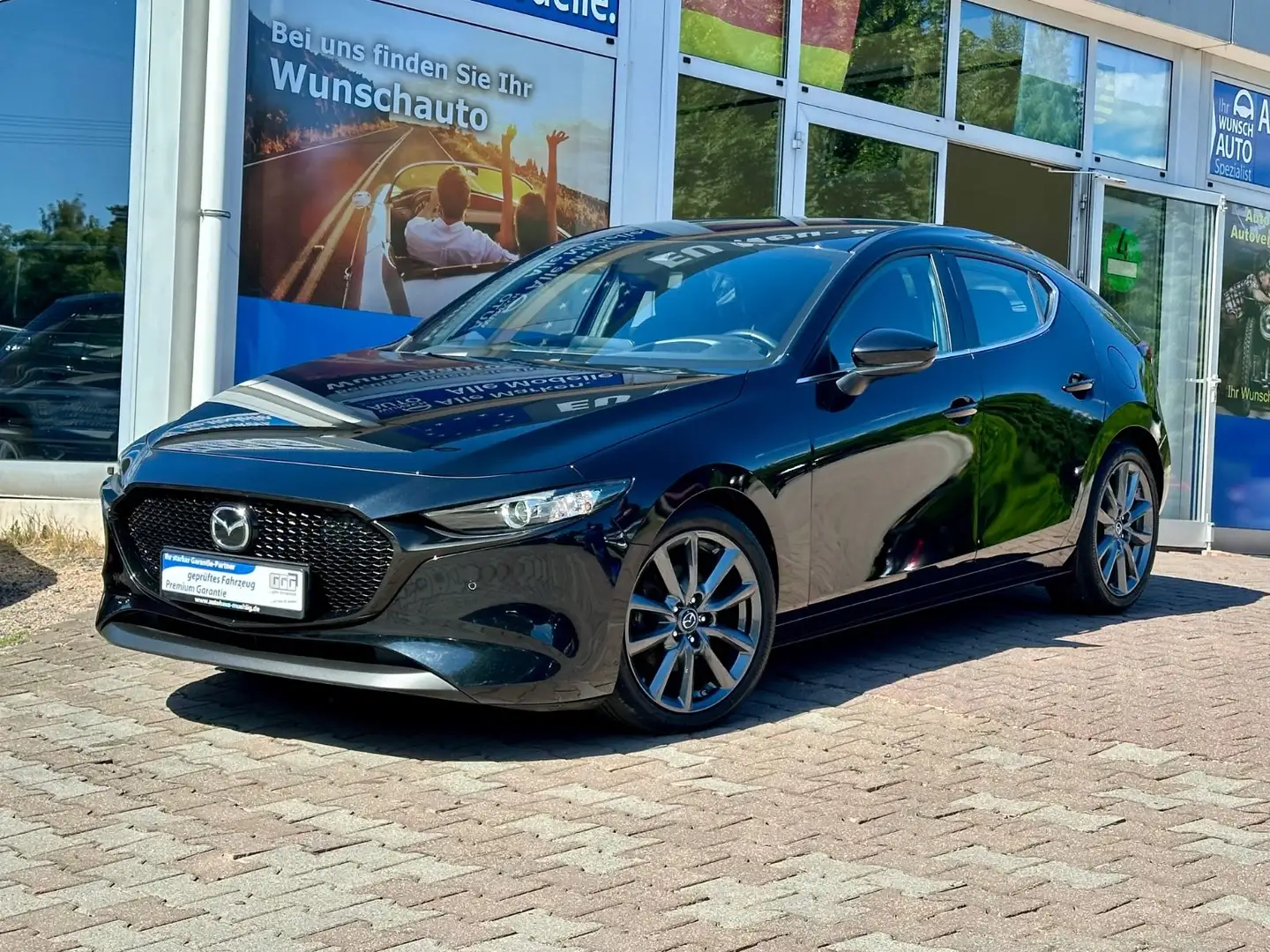 Mazda 3 Lim. *AUTOMATIC*SitzHz*NAVI*KAMERA* Schwarz - 1