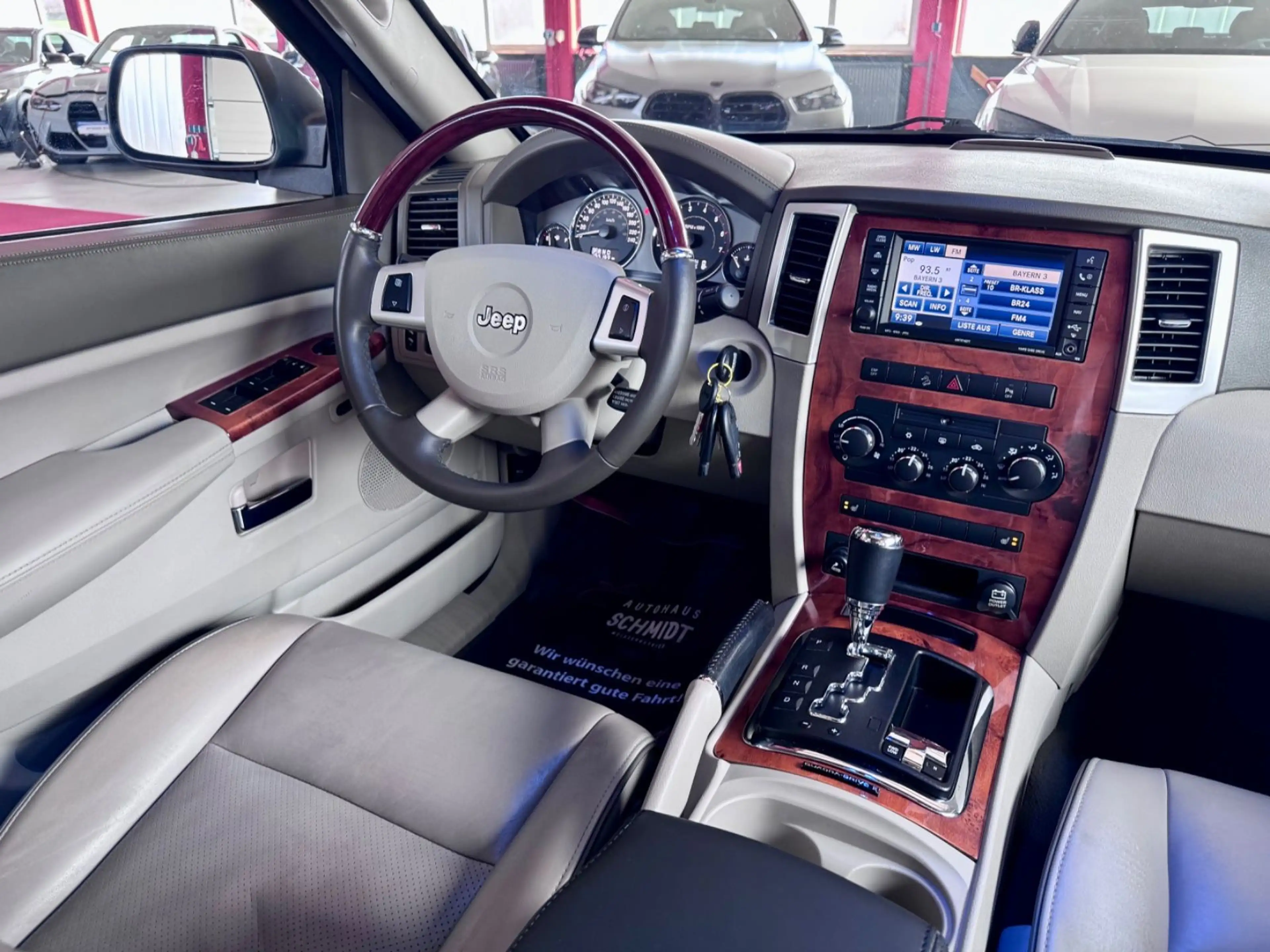 Jeep Grand Cherokee GrandCherokee 3.0CRD Overland Facelift AHK Xenon — photo 3