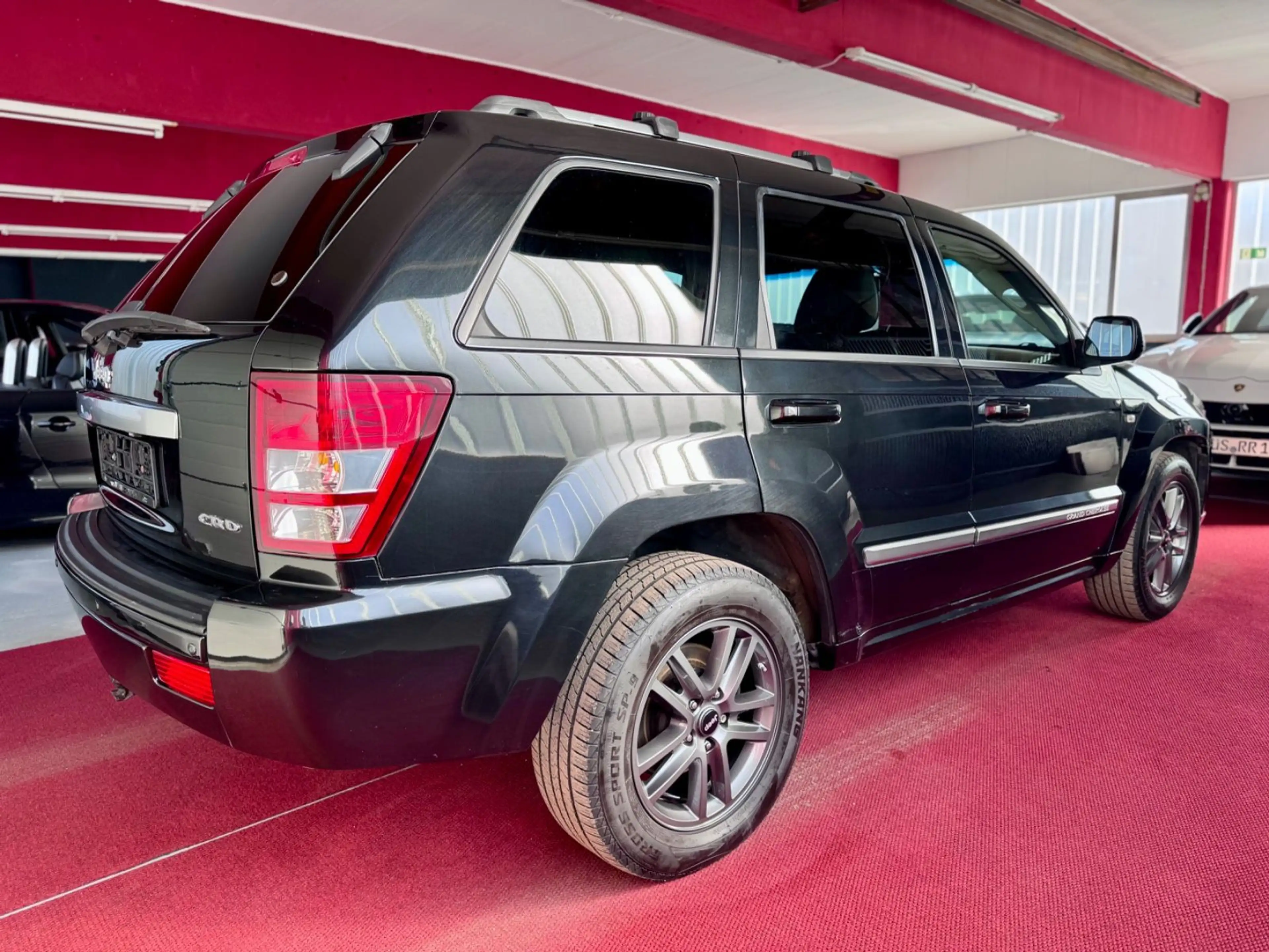 Jeep Grand Cherokee GrandCherokee 3.0CRD Overland Facelift AHK Xenon — photo 6