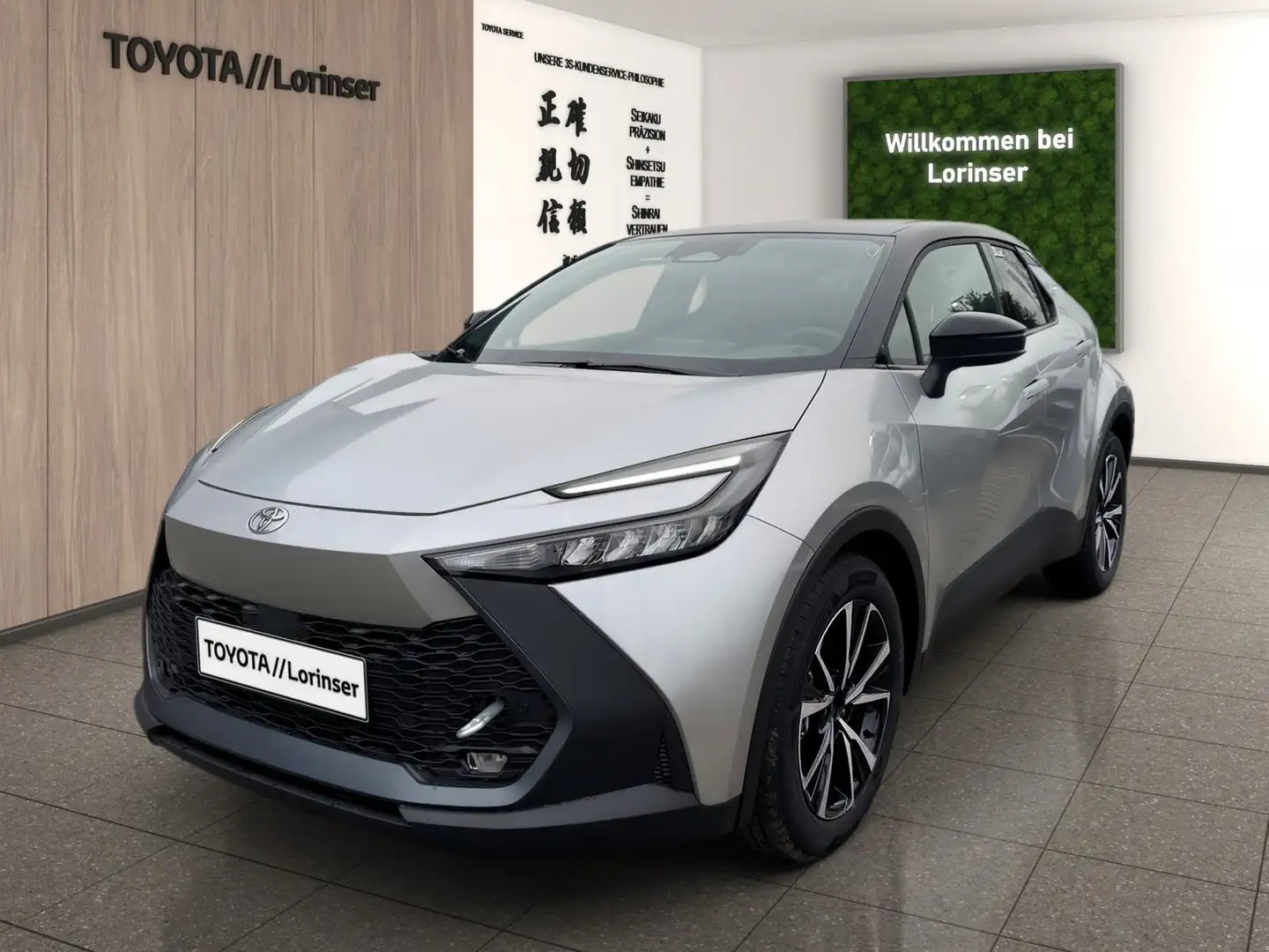 Toyota C-HR 1.8 FWD Teamplayer Kam.+KlimaA+PDC+SHZ+ACC Silber - 1