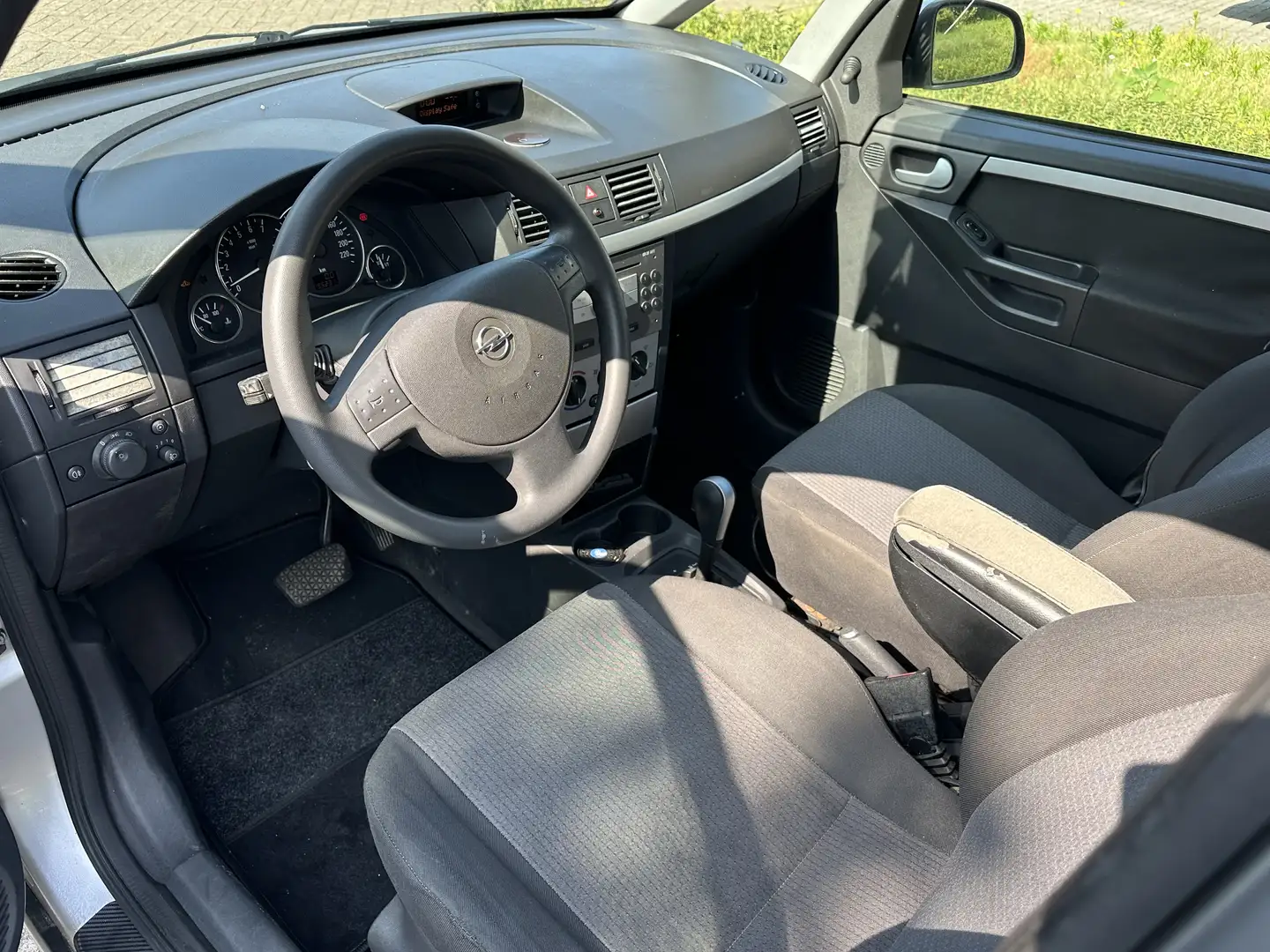 Opel Meriva 1.6 16V Edition Zilver - 2
