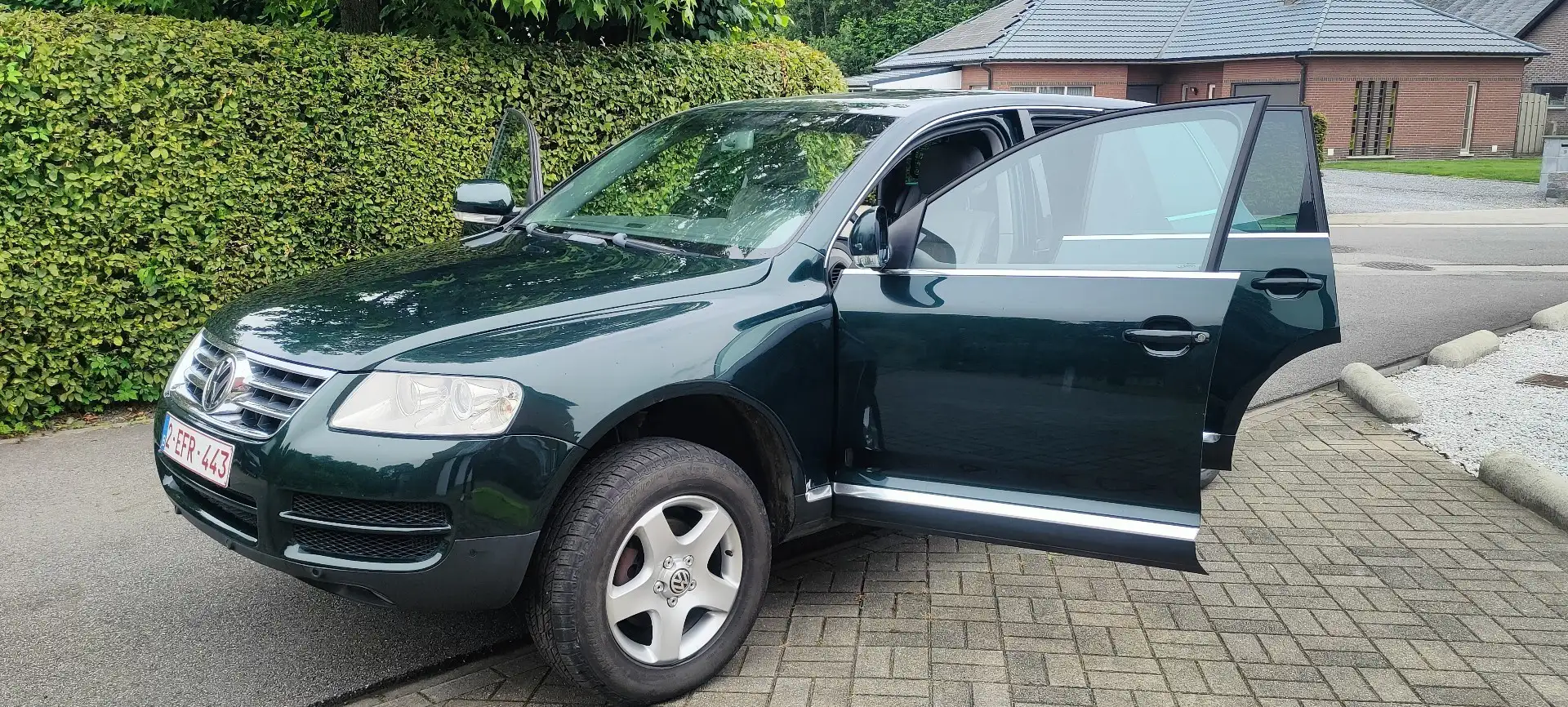 Volkswagen Touareg 2.5 R5 TDI Automatik Зелений - 1