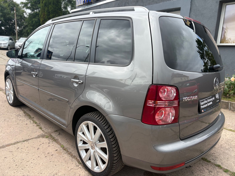 Volkswagen Touran R-Line Edition — photo 7