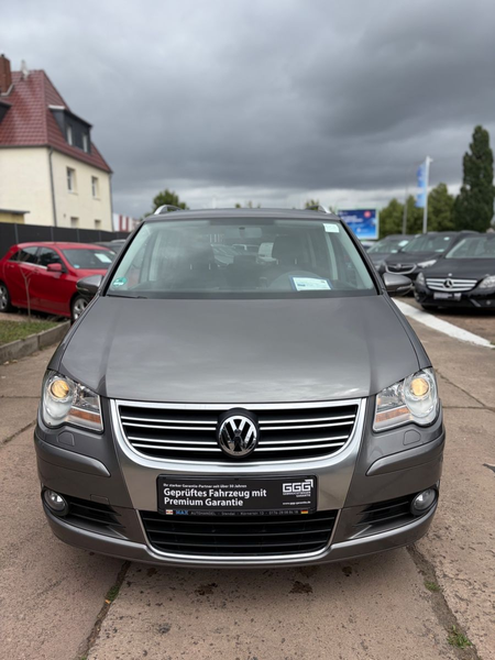 Volkswagen Touran R-Line Edition — photo 2