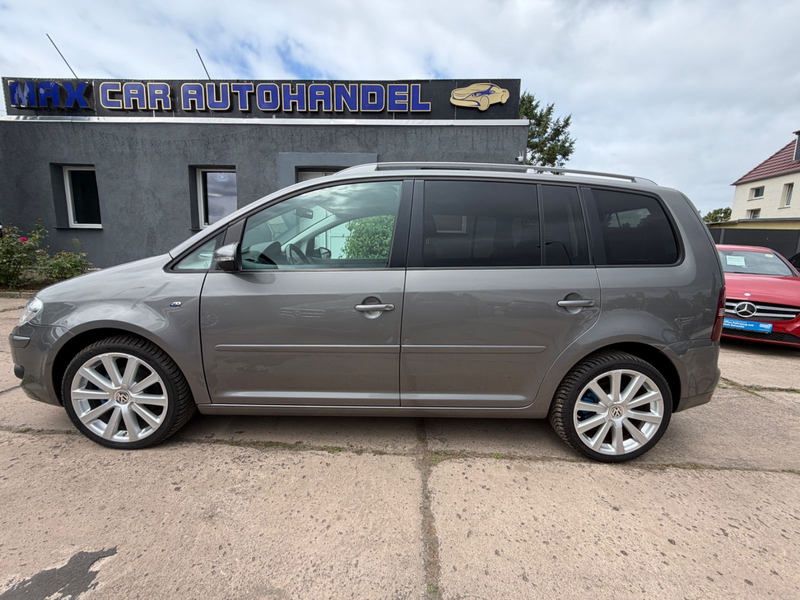 Volkswagen Touran R-Line Edition — photo 5