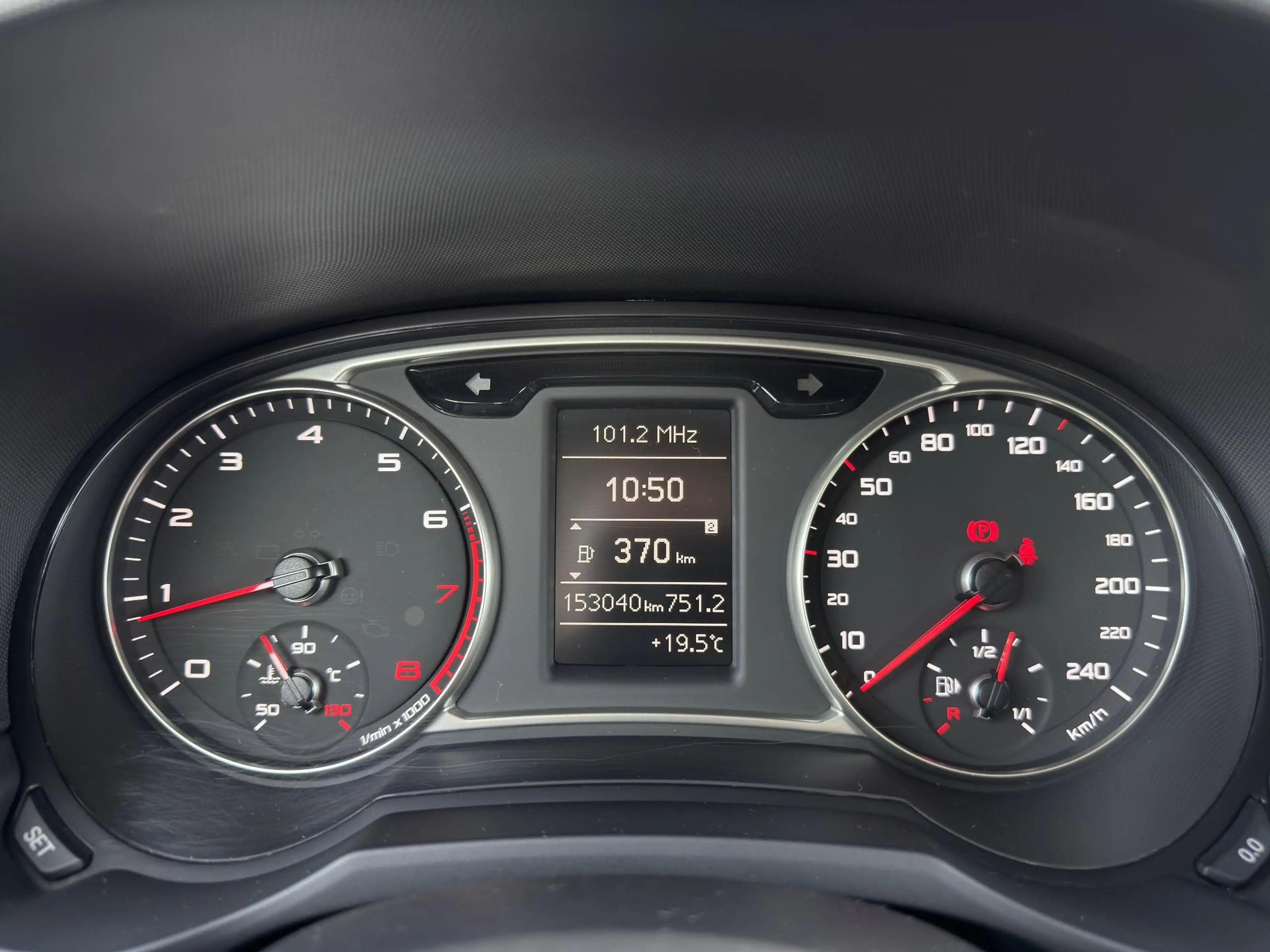 Audi A1 Sportback 1.2 TFSI Attraction AIRCO! — photo 9