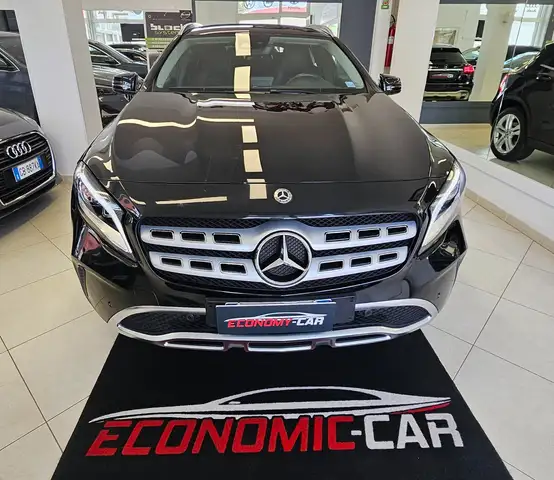 Mercedes-Benz GLA 200 GLA 200 d Automatic Premium