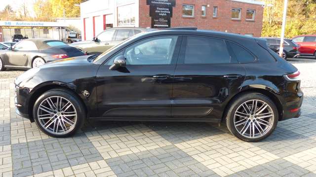 Porsche Macan 2.0 Pano 21Zoll el.AHK Luftfederung