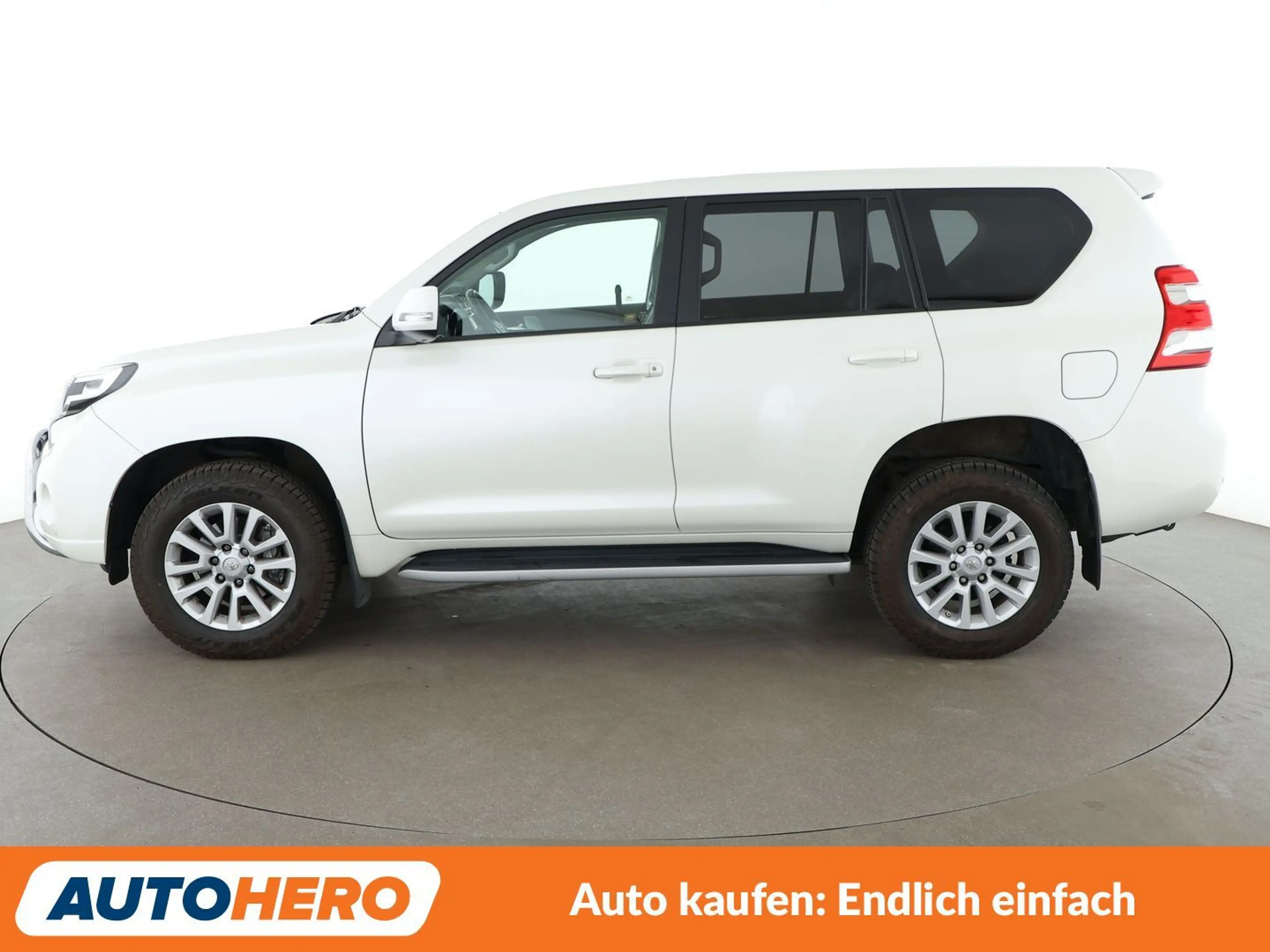 Toyota Land Cruiser 2.8 D-4D Executive Aut.*NAVI*LED*TEMPO*CAM*PDC*SHZ — photo 3