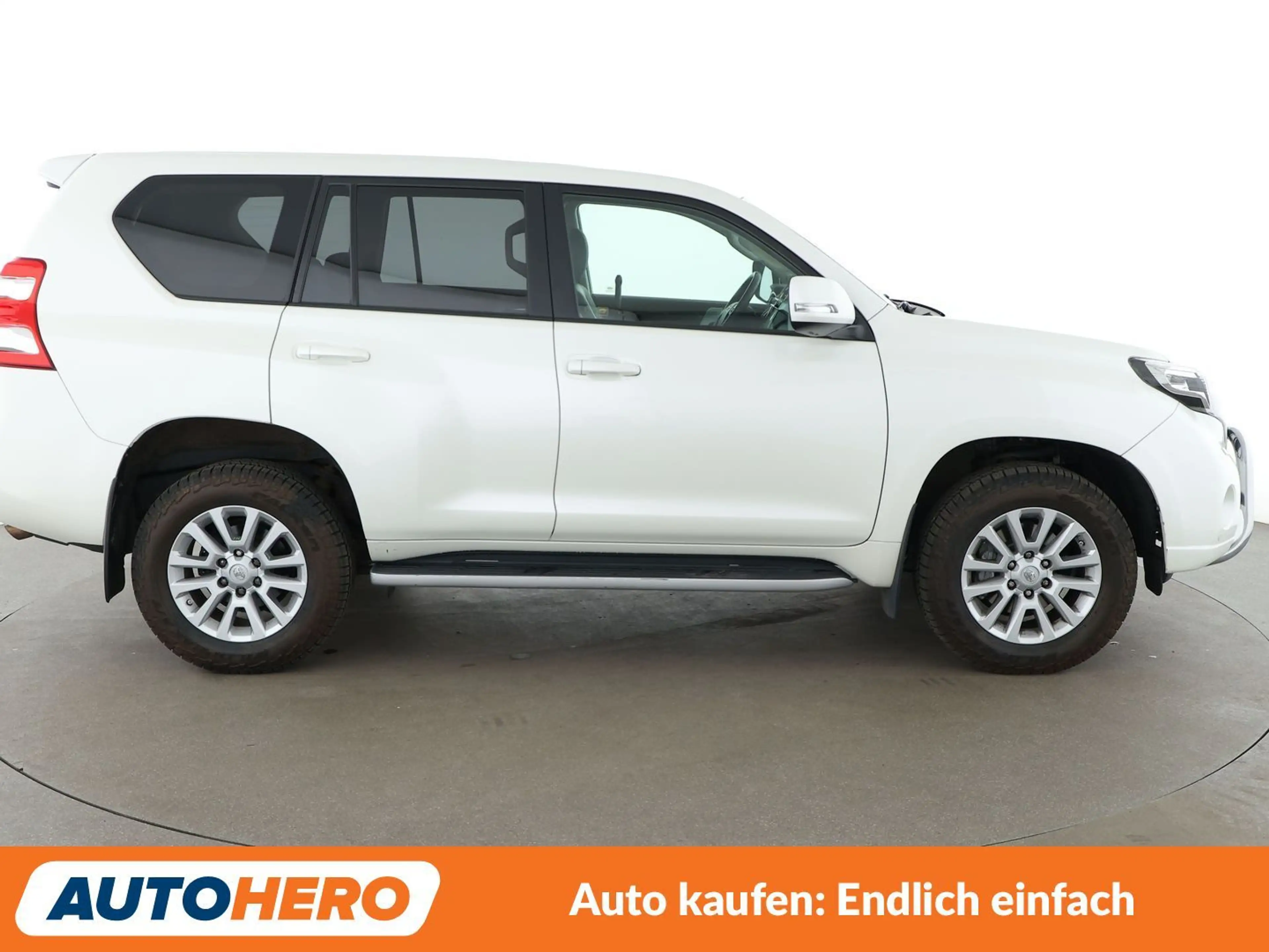 Toyota Land Cruiser 2.8 D-4D Executive Aut.*NAVI*LED*TEMPO*CAM*PDC*SHZ — photo 7