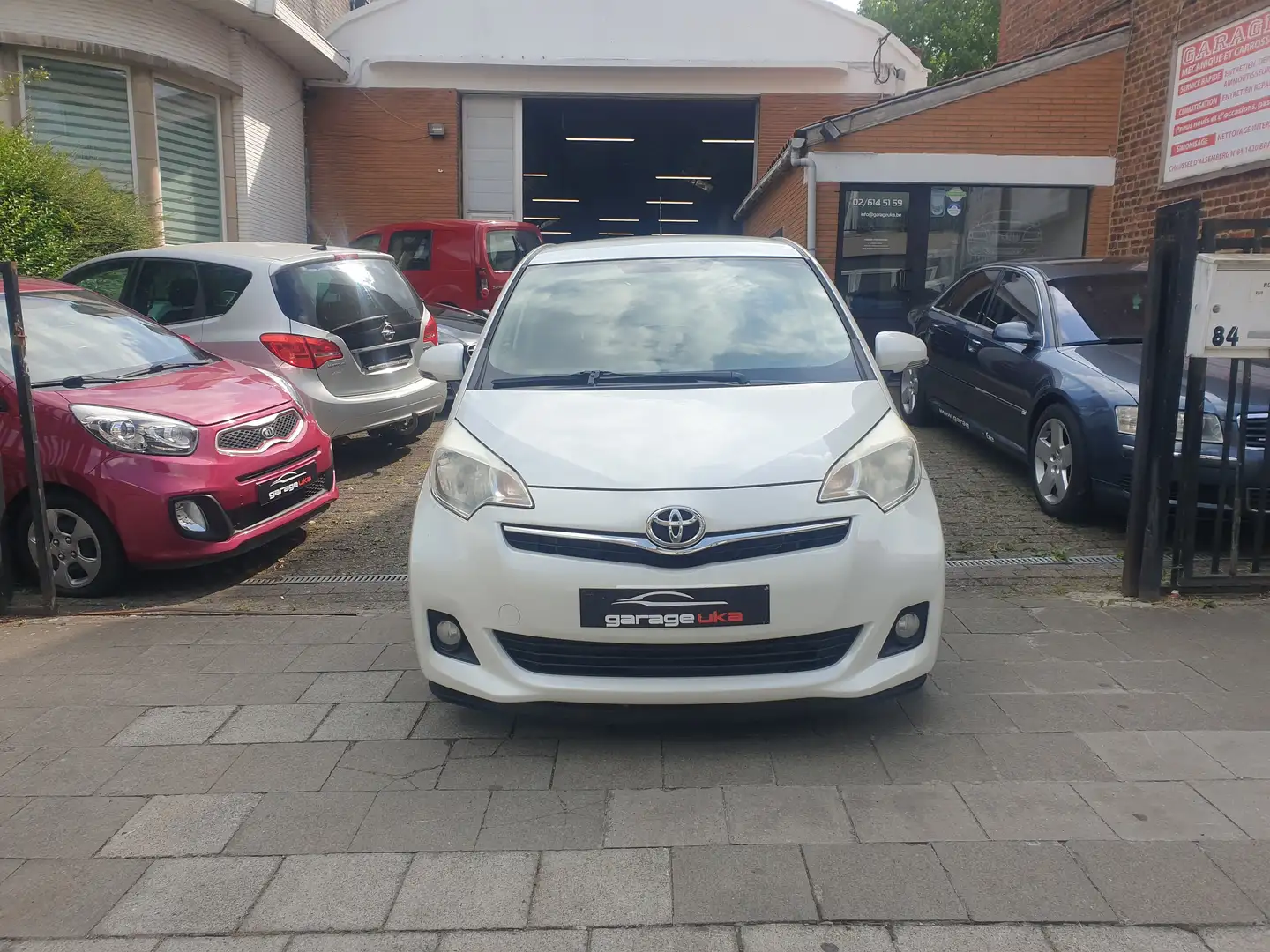 Toyota Verso-S Verso S 1.33 VVT-i Pure Blanc - 1