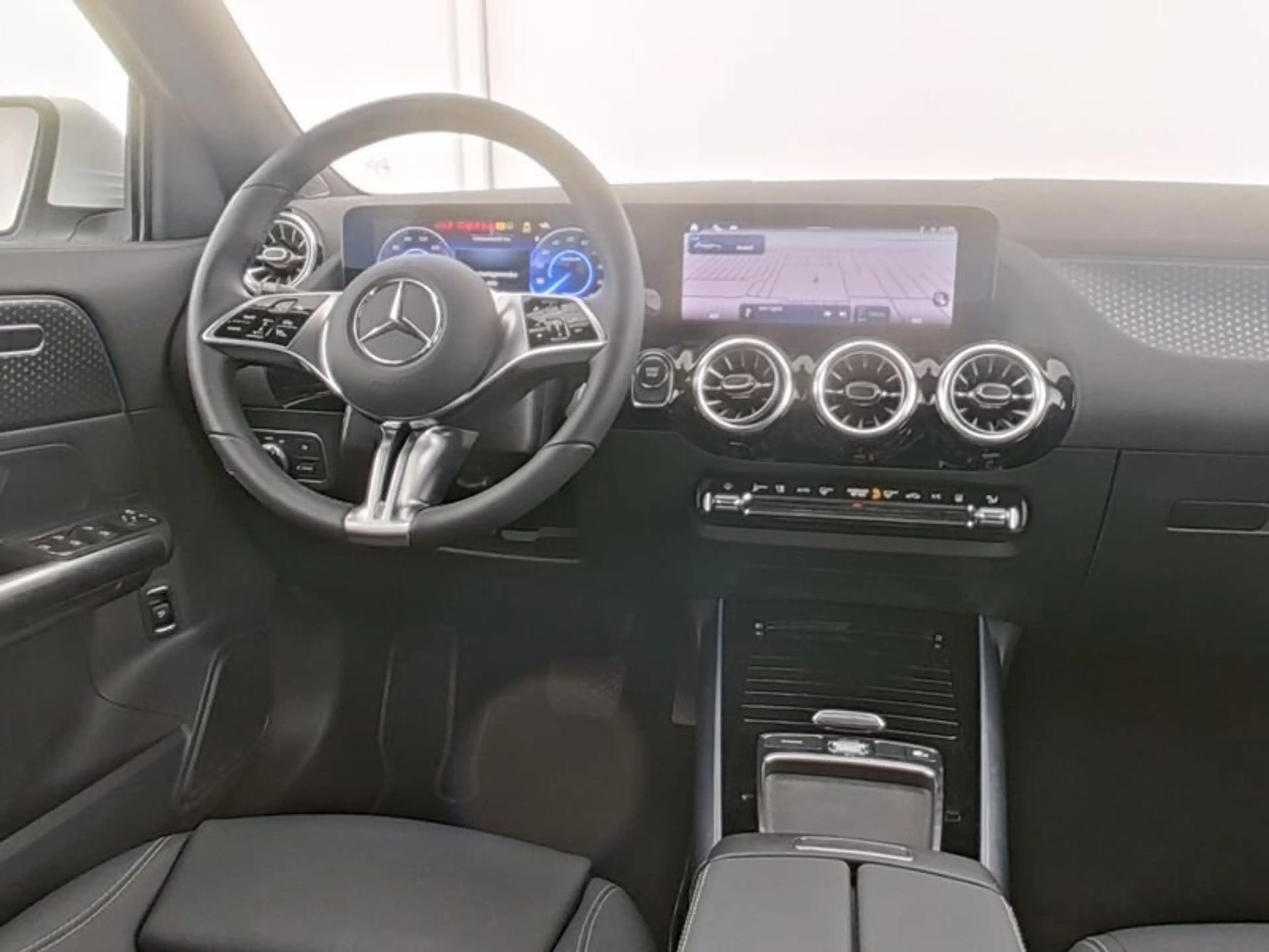 Mercedes-Benz EQA 300 EQA 300 4-M PROGRESSIVE ADVANCED*AHK*VERKEHRSZ.* — photo 7