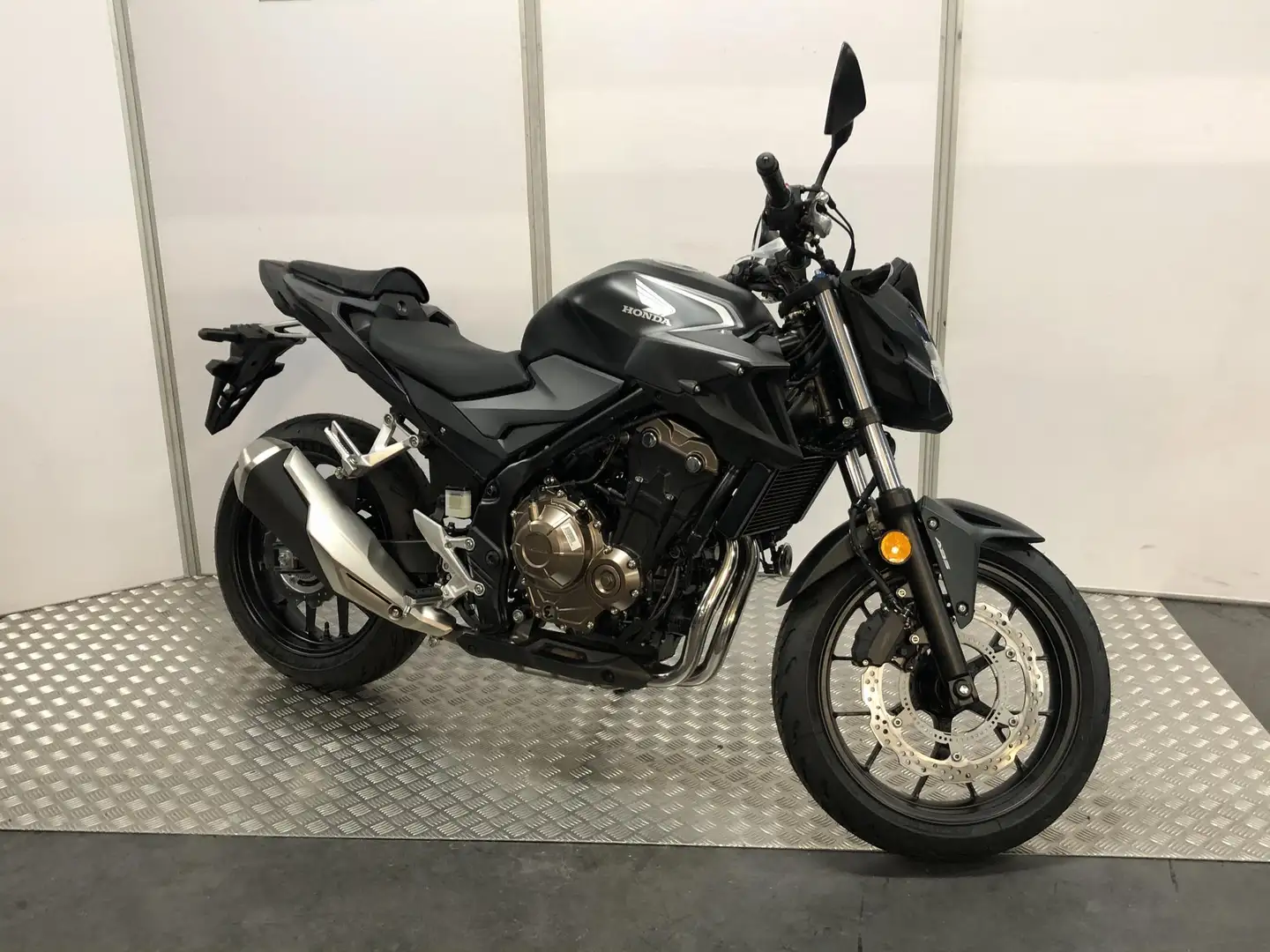 Honda CB 500 F ABS Zwart - 2