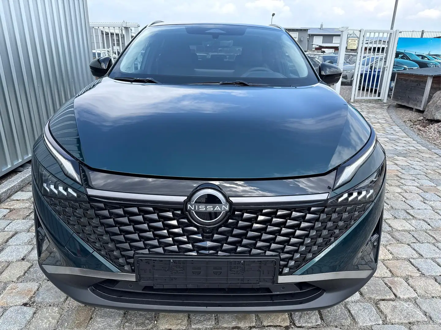 Nissan Qashqai N-Connecta 1.3 DIG-T Mild Hybrid Automatik 158 ... Grün - 2