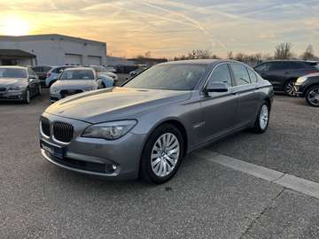 V (F01) 740d xDrive 306ch BVA8 Exclusive GPS ToitOuvrant Entretien