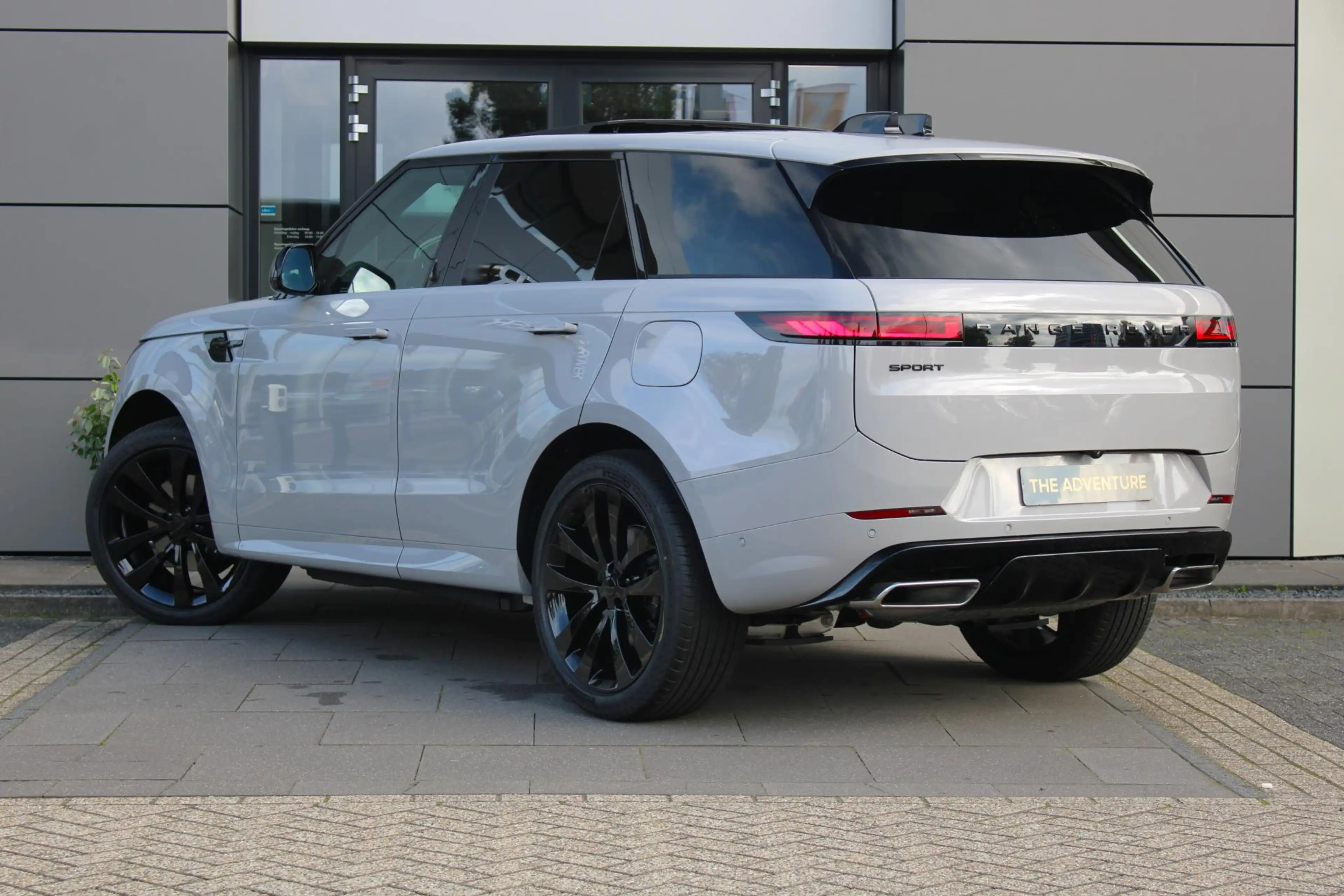 Land Rover Range Rover Sport P460e Dynamic HSE | Head-Up | Meridian Surround | — photo 3