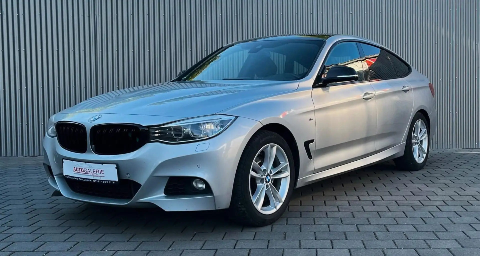 BMW 320 Baureihe 3 Gran Turismo 320 d xDrive M Sport Silber - 1