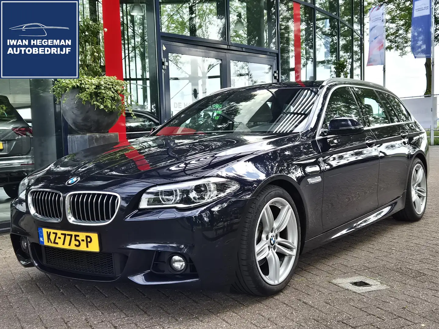BMW 520 5 Serie Touring M Sport Ed Lederen bekleding | Nav Zwart - 1