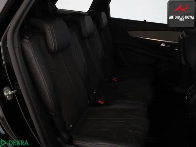 Peugeot 5008 view 12