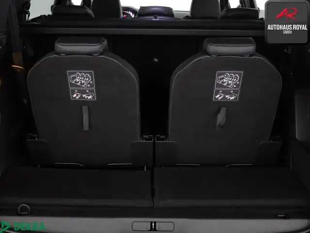 Peugeot 5008 view 14