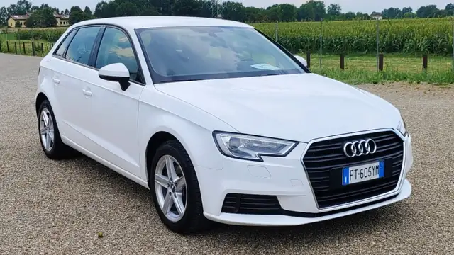 Audi A3 A3 III 2016 Sportback Sportback 30 1.6 tdi Admired 116cv s-tronic