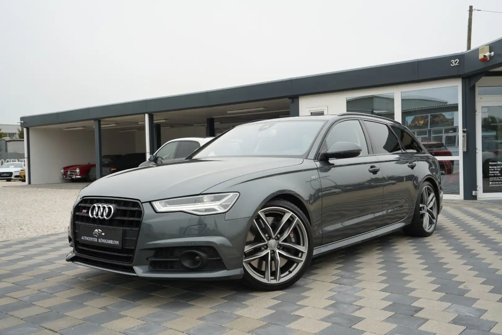 Audi S6 Avant 4.0 TFSI*Quattro*Kamera*Bose*Pano*Sthz* Gris - 1