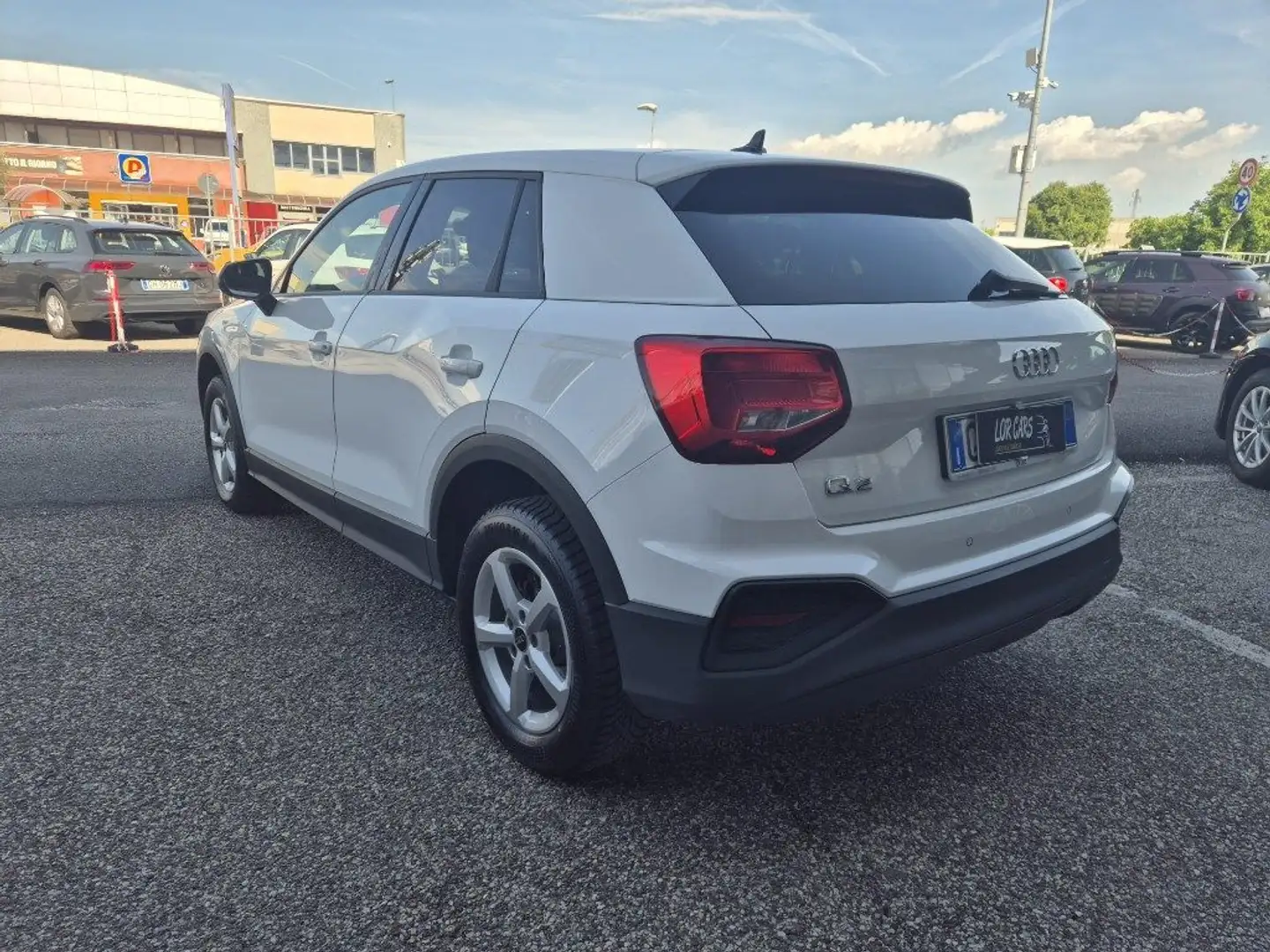 Audi Q2 30 TDI Identity Black Bianco - 2