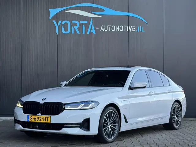BMW 545 5-serie 545e xDrive High Executive