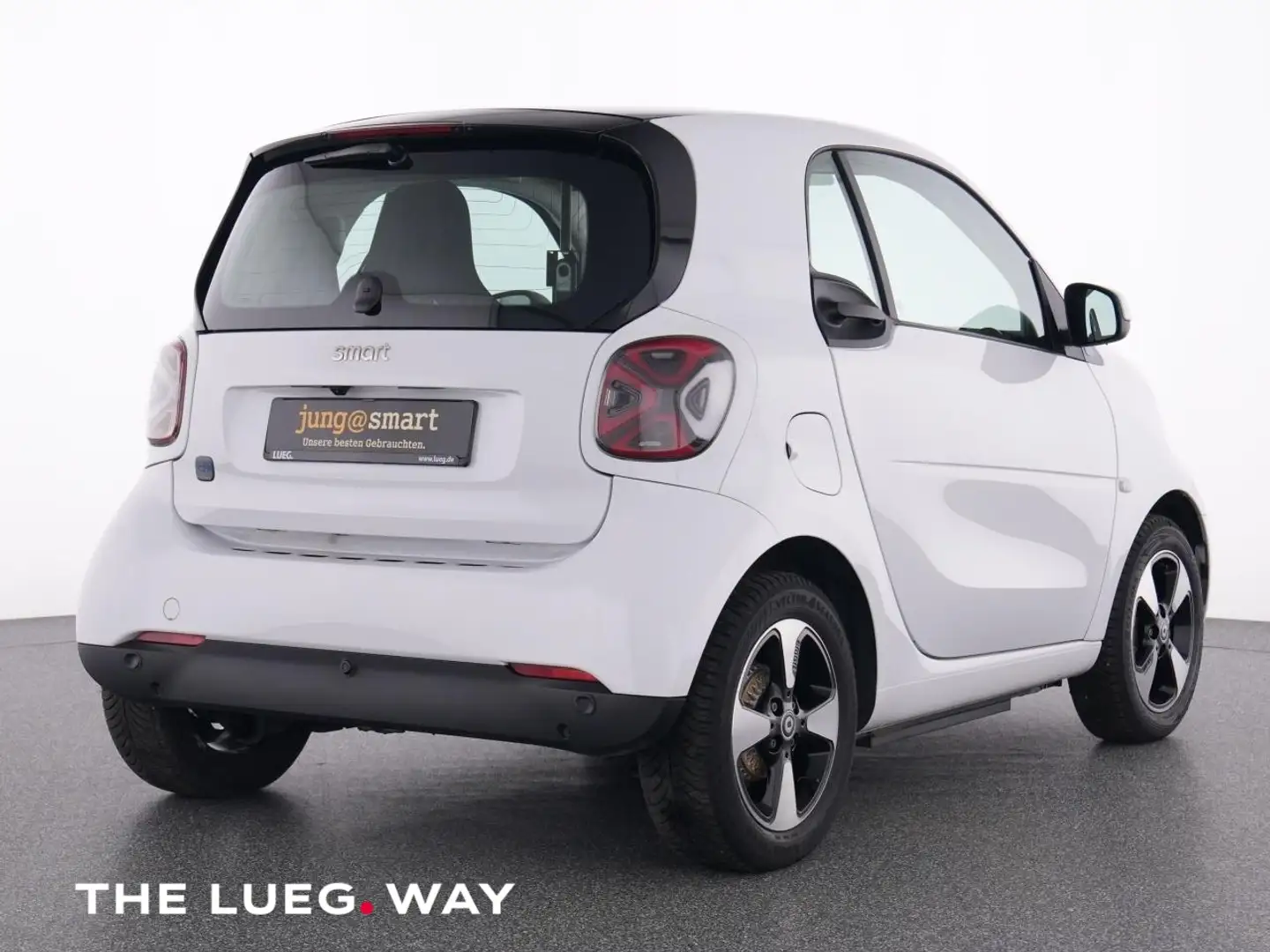 smart forTwo EQ  coupe passion 22kw Pano+LED+Excl+Ladek Weiß - 2