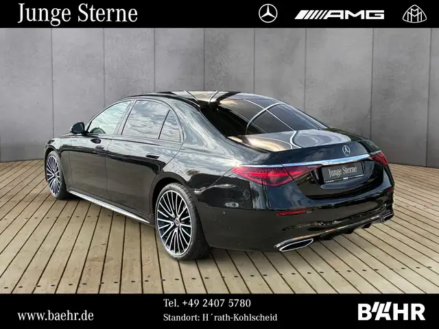 Mercedes-Benz S-Class view 3