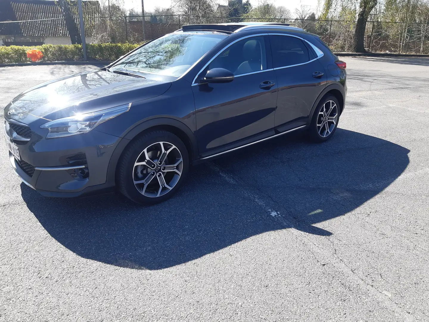 Kia XCeed XCeed 1.6 CRDi MHEV More DCT Grijs - 1