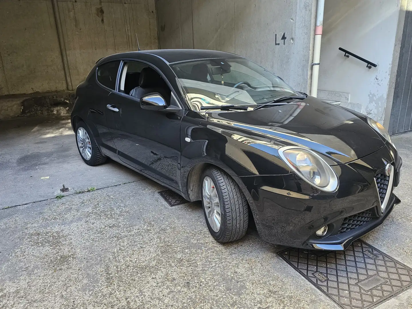 Alfa Romeo MiTo MiTo 2013 1.3 jtdm Super 95cv E6 Černá - 1