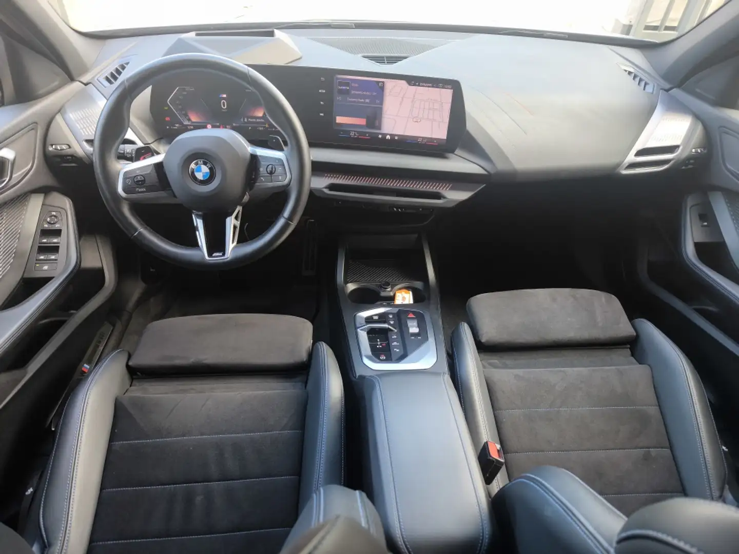 BMW 116 120iA M Sport Pro Gris - 2