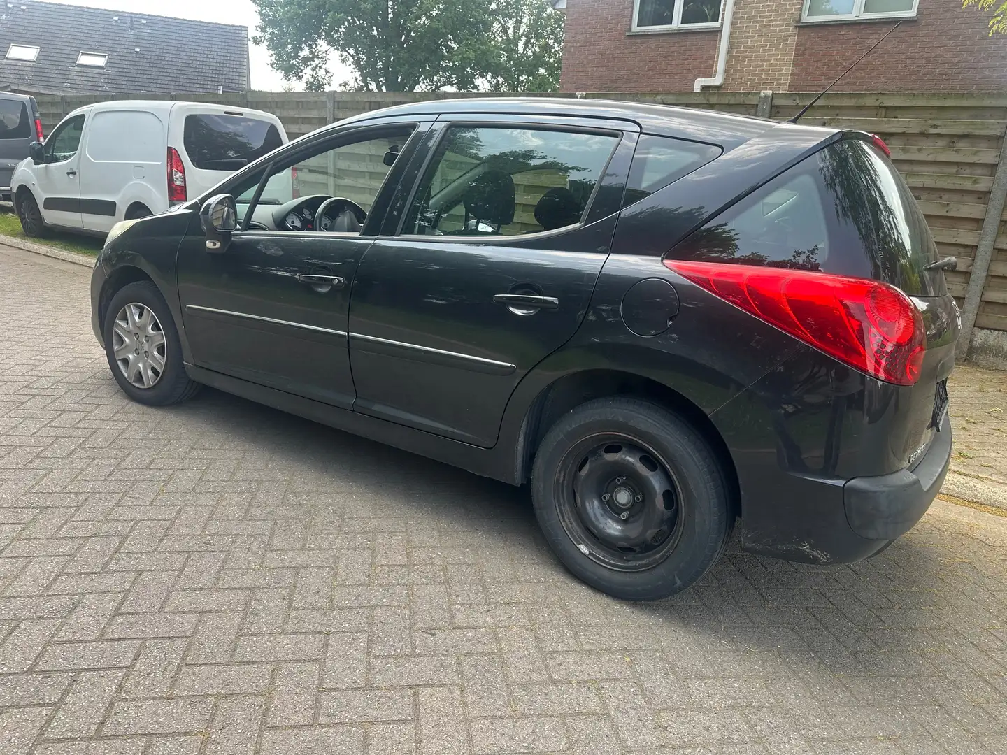 Peugeot 207 207 SW 95 VTi Family Noir - 2
