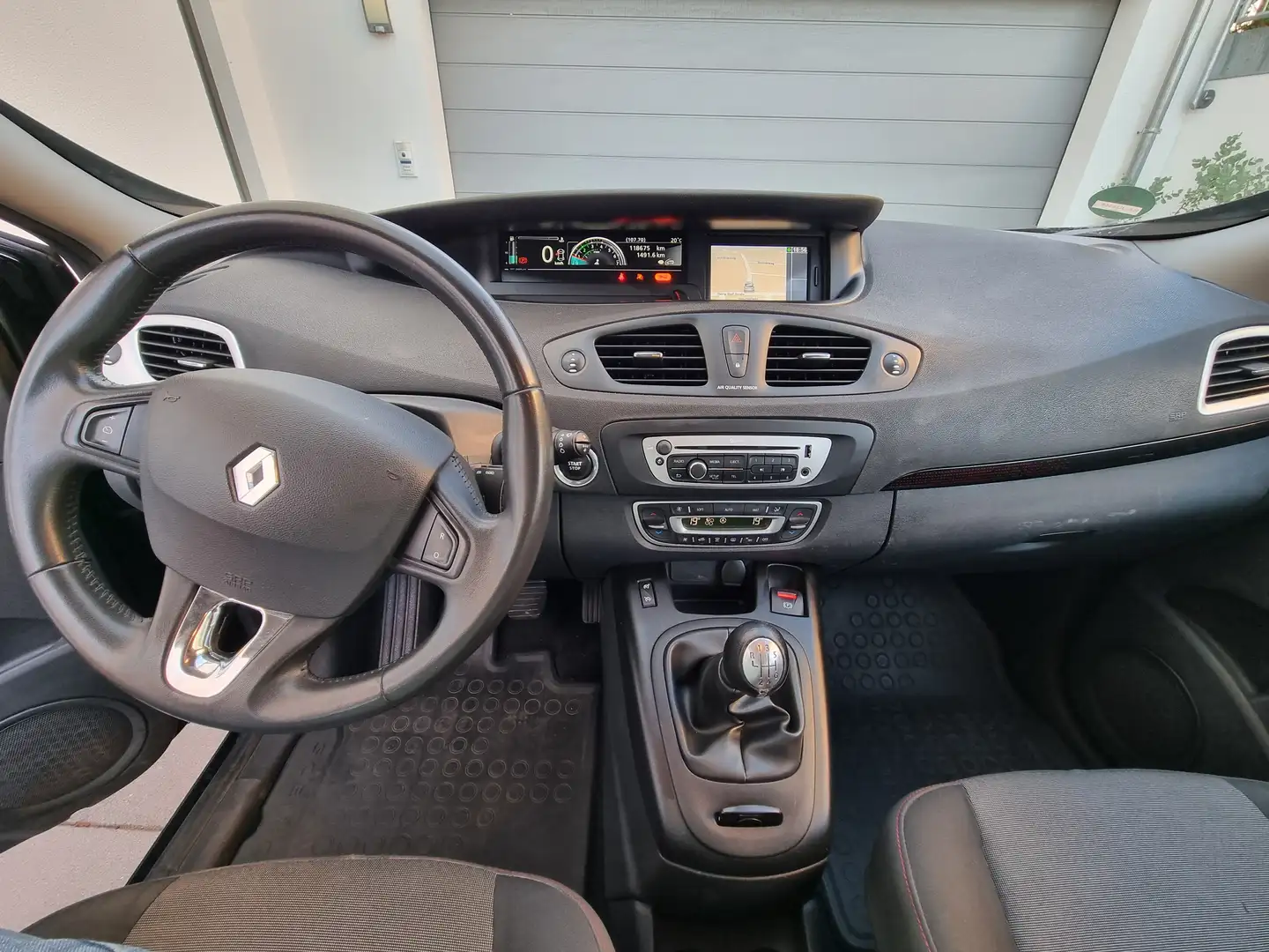 Renault Grand Scenic Grand Scenic Energy TCe 115 S crna - 1