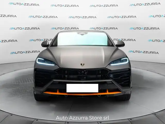 Lamborghini Urus view 2
