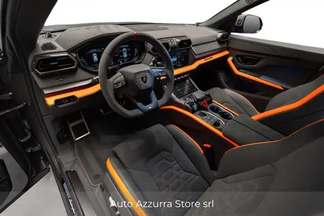 Lamborghini Urus view 12