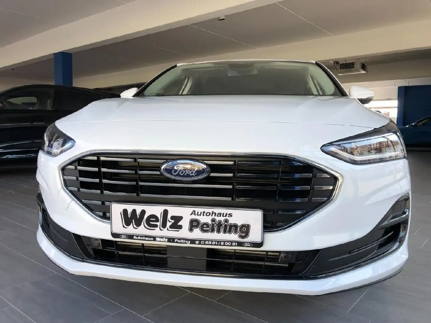 Ford Focus Lim. Titanium Style Blanco - 1
