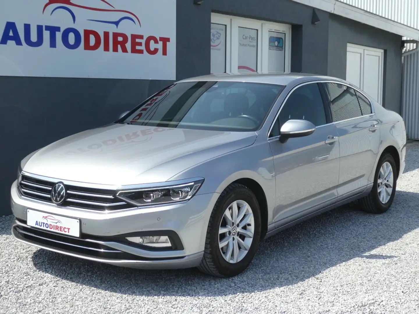 Volkswagen Passat Passat 1.6 TDi Comfortline DSG Led, Navi, Camera Gris - 1