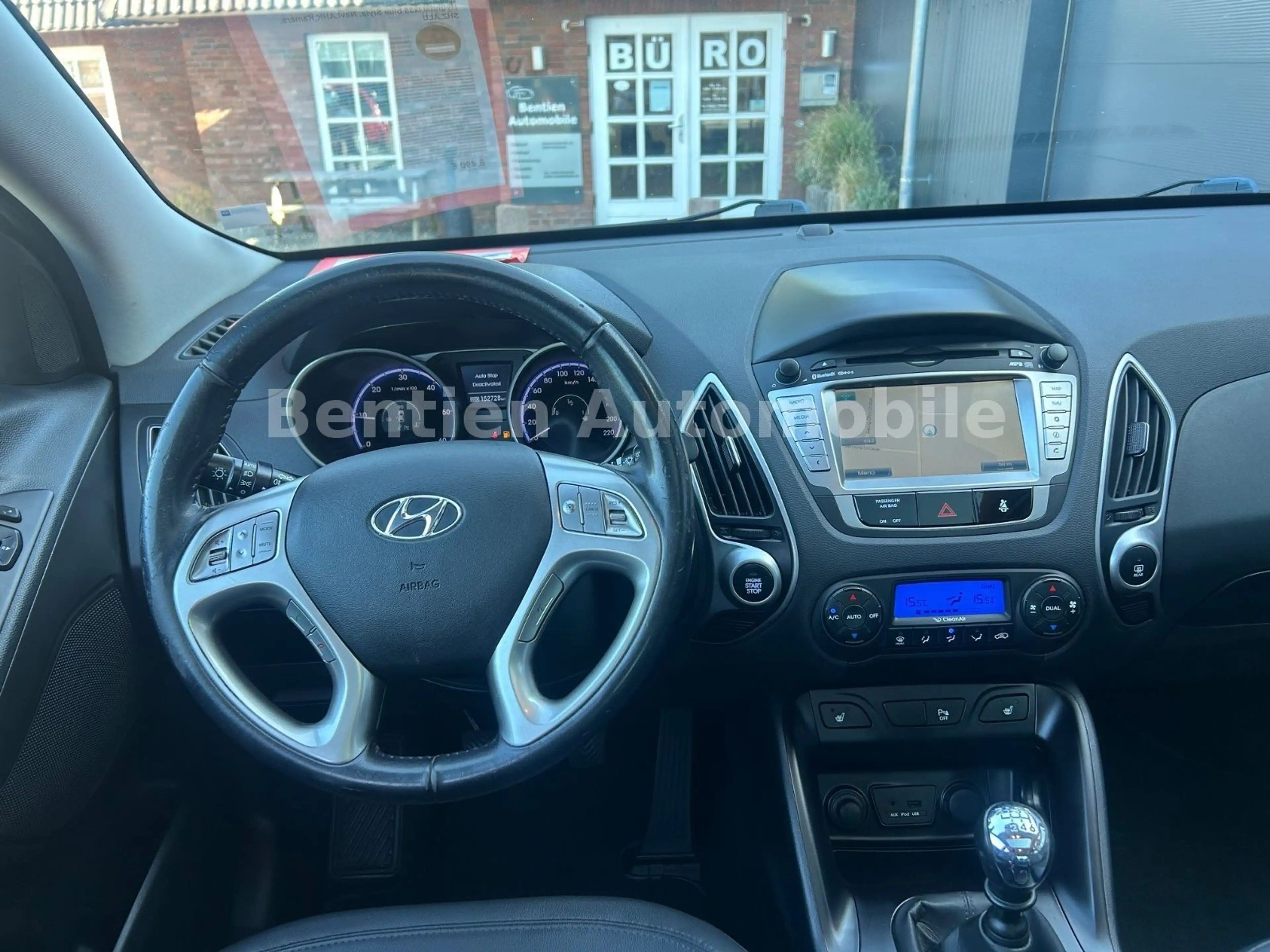 Hyundai iX35 blue Style, Navi,AHK,Kamera,SHZ,ALU — photo 10