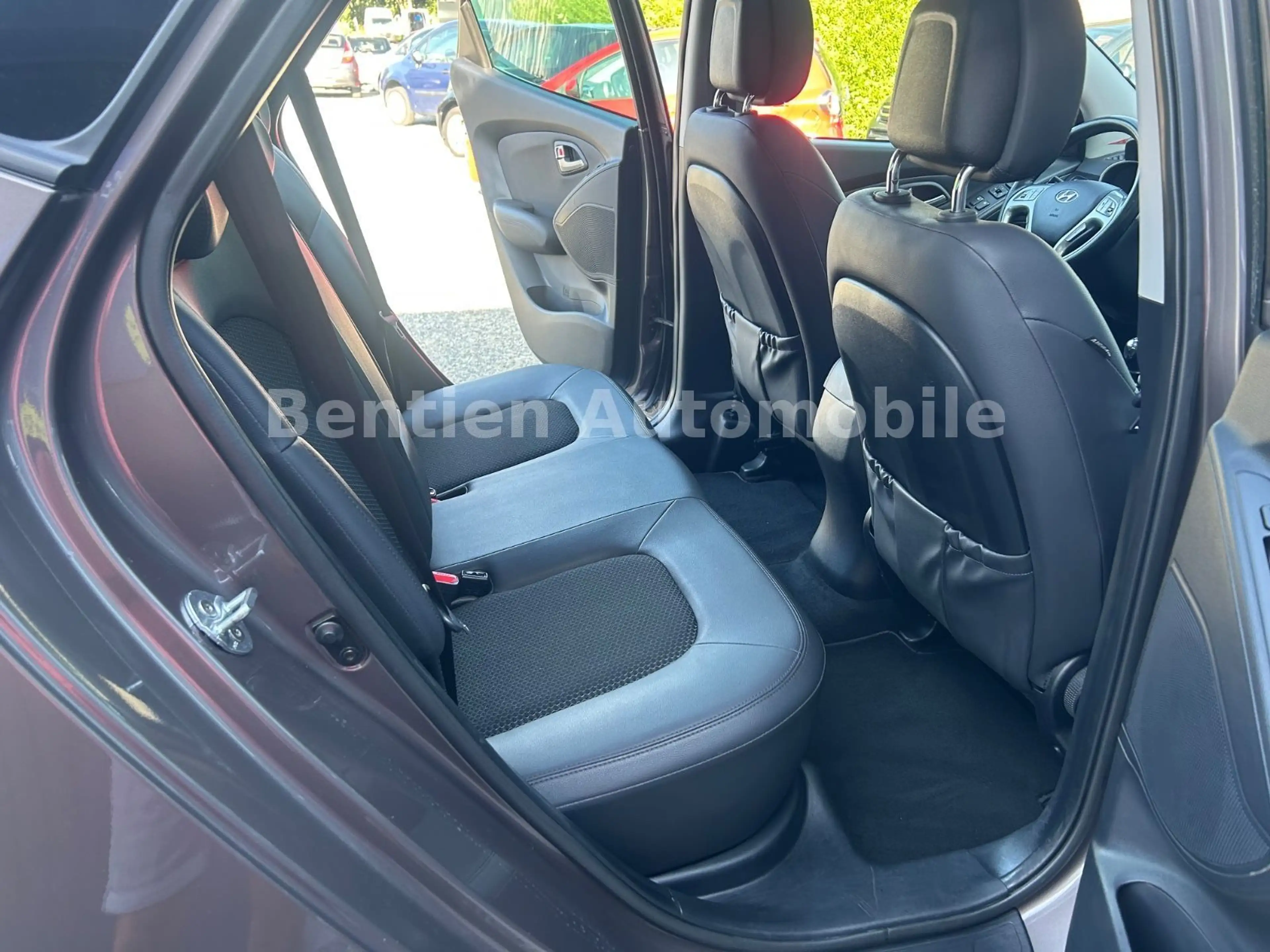 Hyundai iX35 blue Style, Navi,AHK,Kamera,SHZ,ALU — photo 13