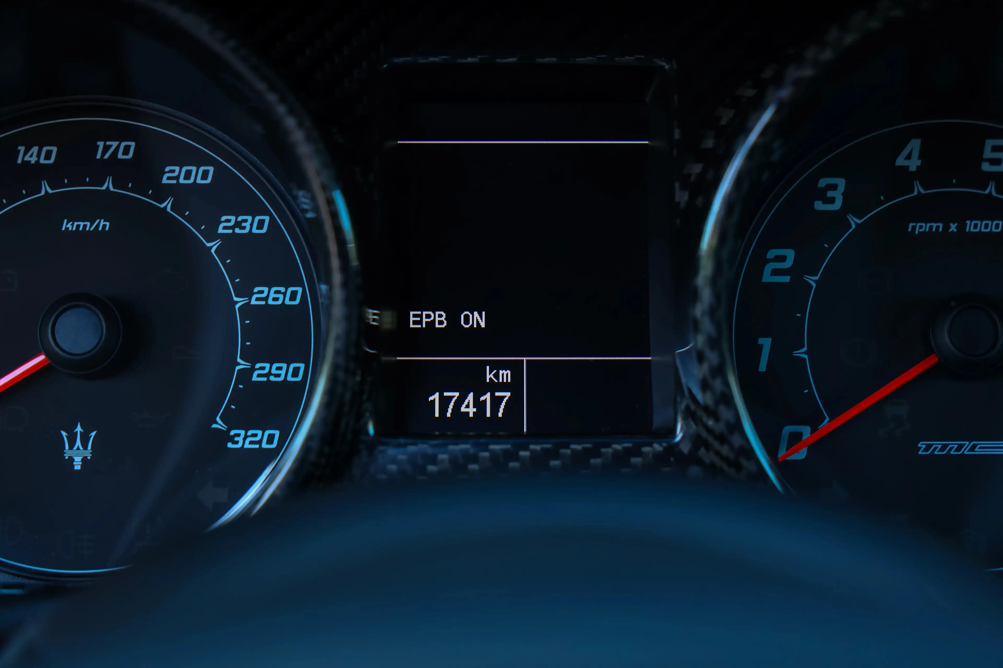 Maserati GranTurismo Sport Special Edition "Less than 18.000 kms - 1st — photo 13