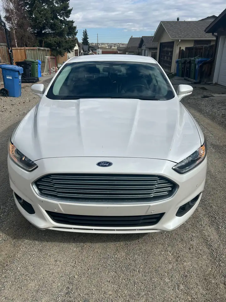 Ford Fusion снимка Ford Fusion
