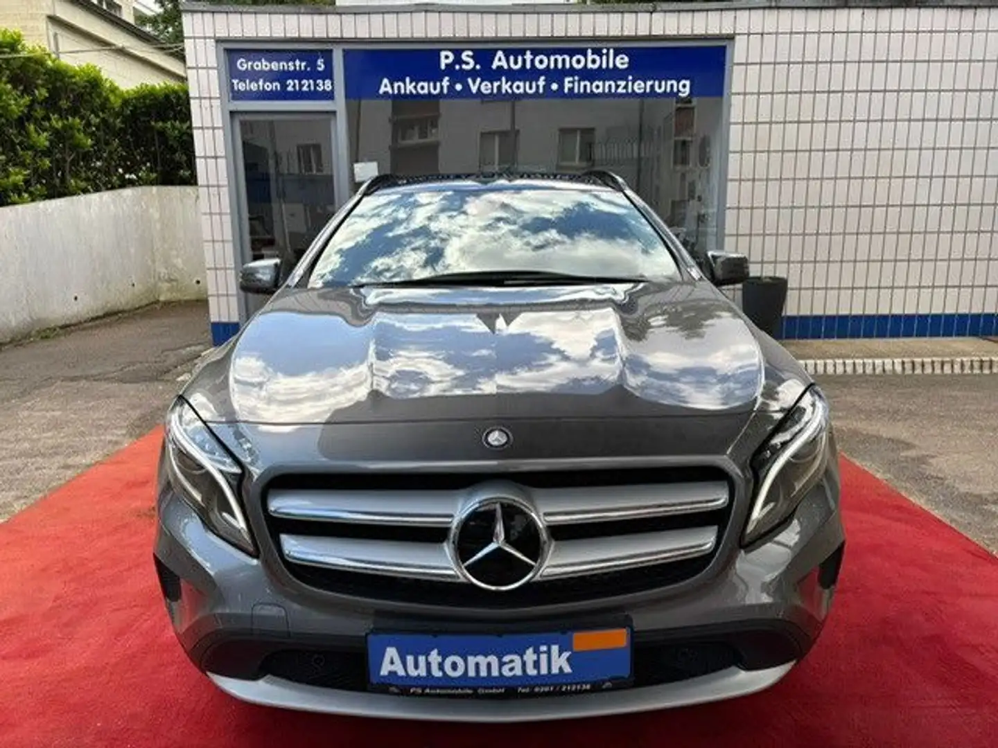 Mercedes-Benz GLA 200 GLA 200 CDI / d*1 Hand*Panorama*Kamera*17 Zoll* Gris - 2