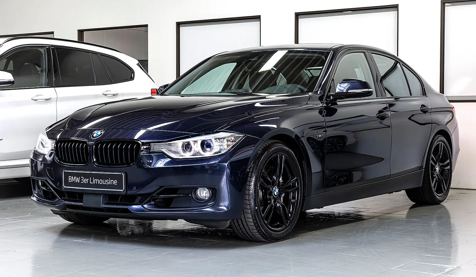 BMW 335 xdL SAG XEN NAV+ HUD ACC KEY MEMO 360° DAB HiFi Blau - 1