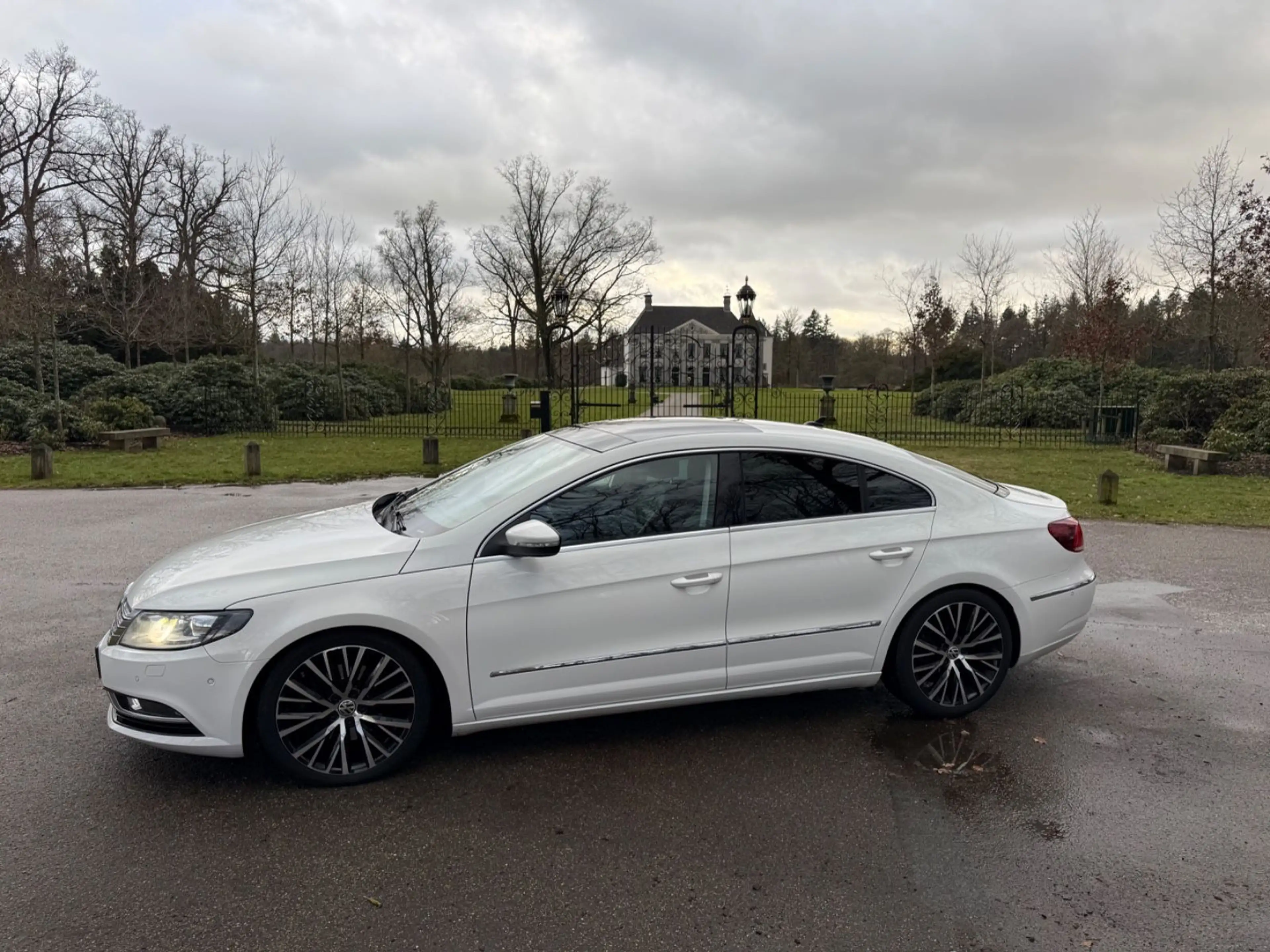 Volkswagen CC Passat CC *TOP AUSSTATTUNG*GARANTIE*SCHECKHEFT* — photo 12