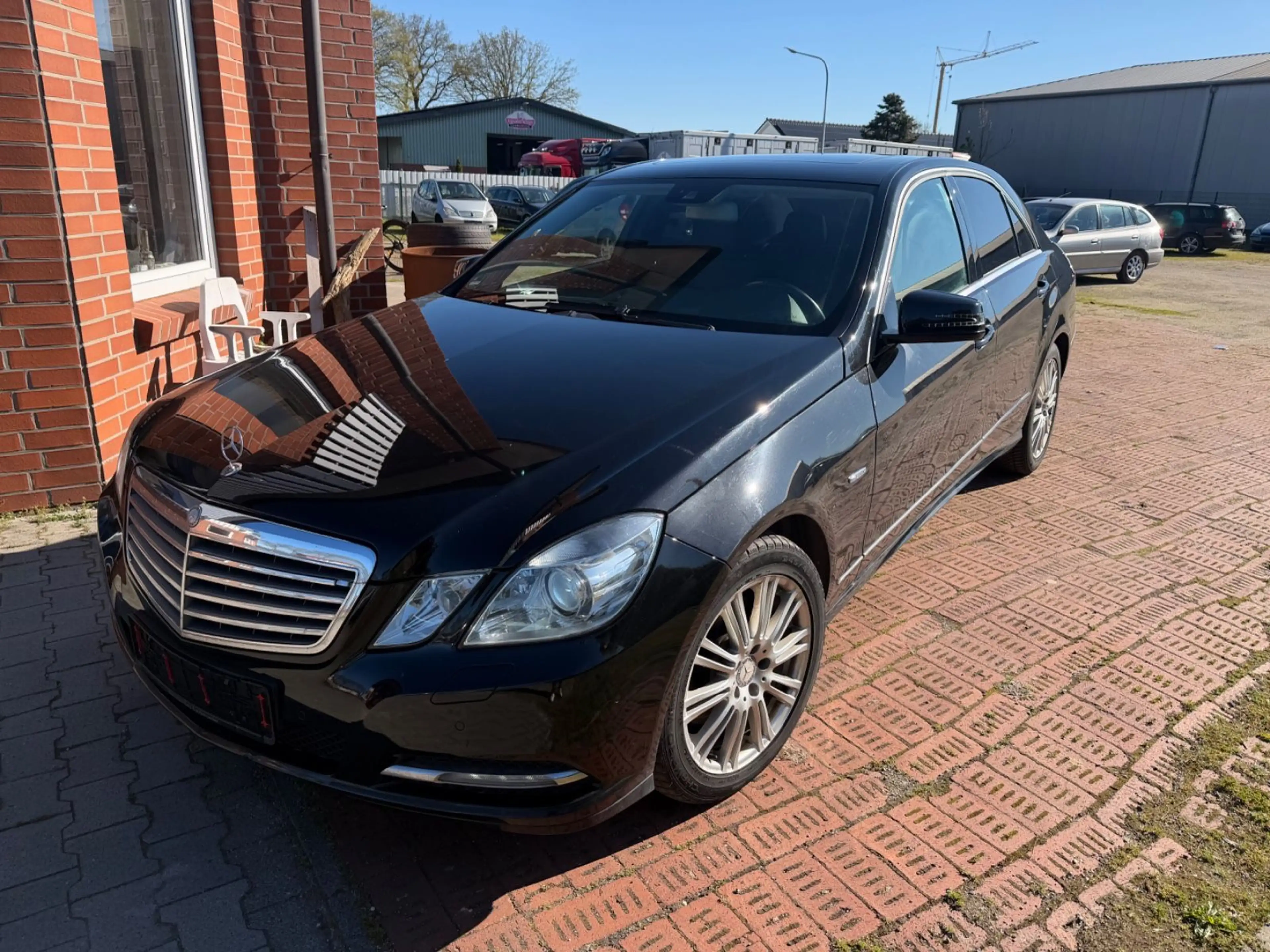 Mercedes-Benz E 350 E Limousine E 350 CDI — photo 3