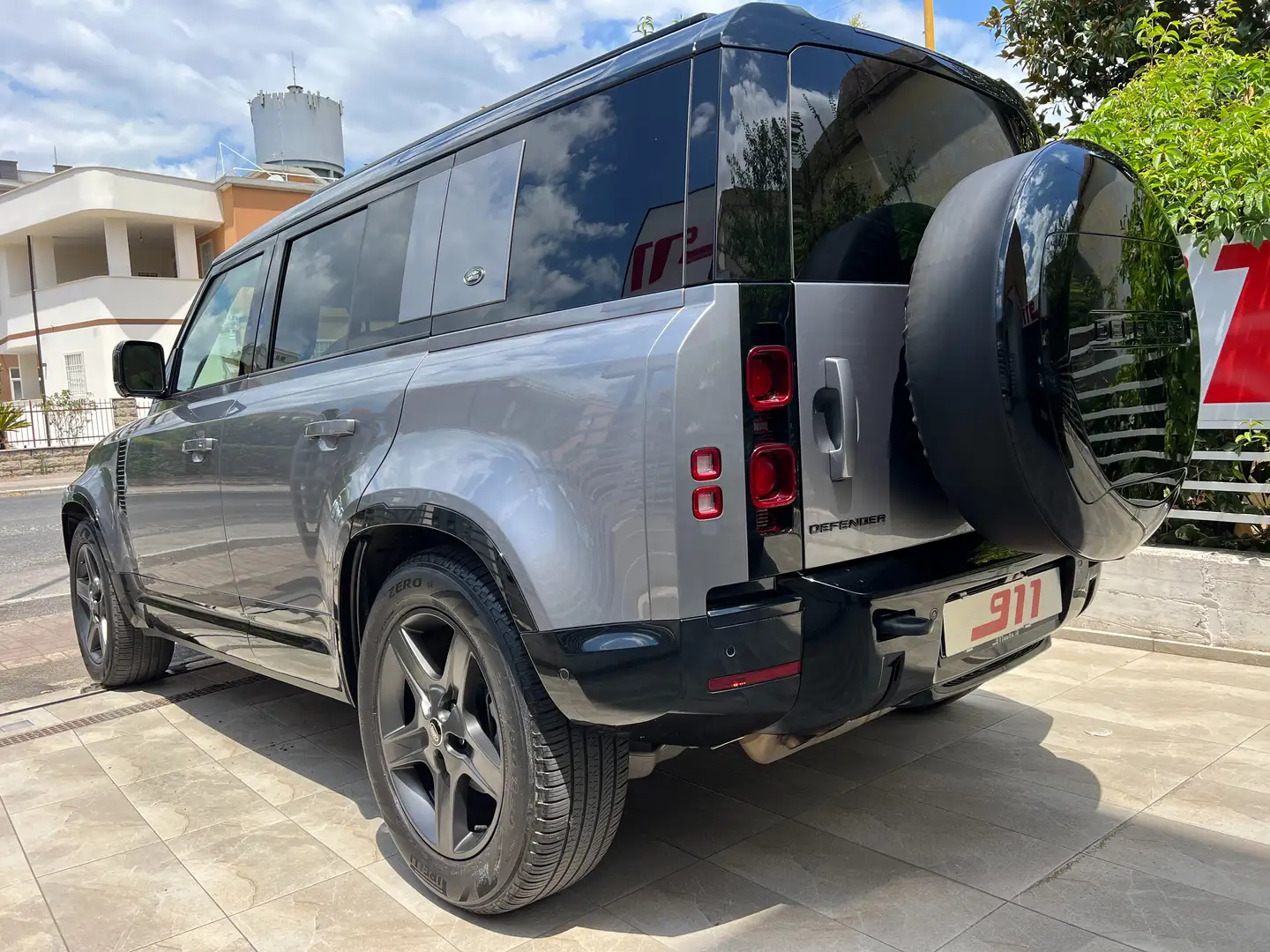 Land Rover Defender Subentro leasing 110 3.0d i6 mhev X-Dynamic SE - 1