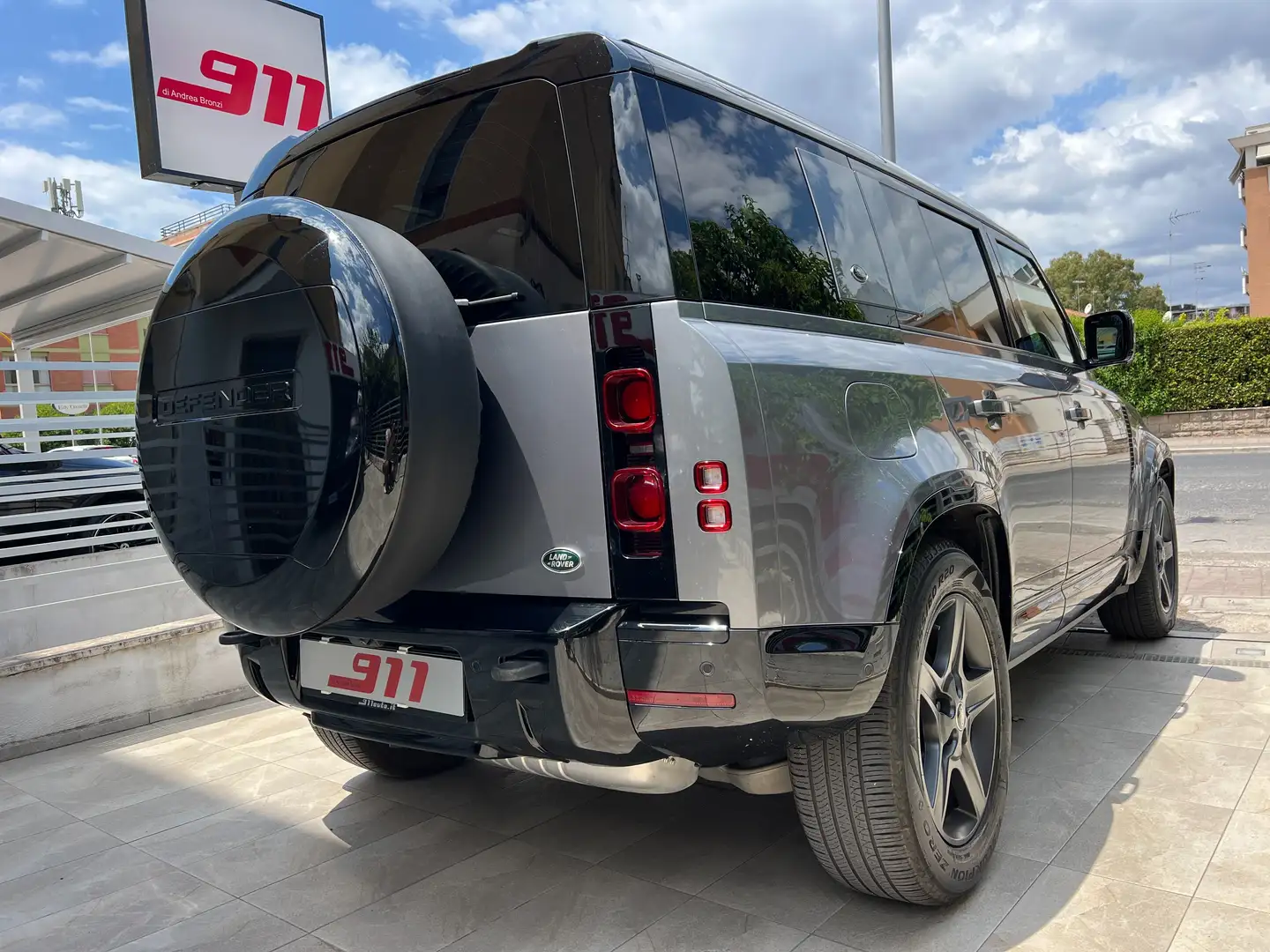 Land Rover Defender Subentro leasing 110 3.0d i6 mhev X-Dynamic SE - 2