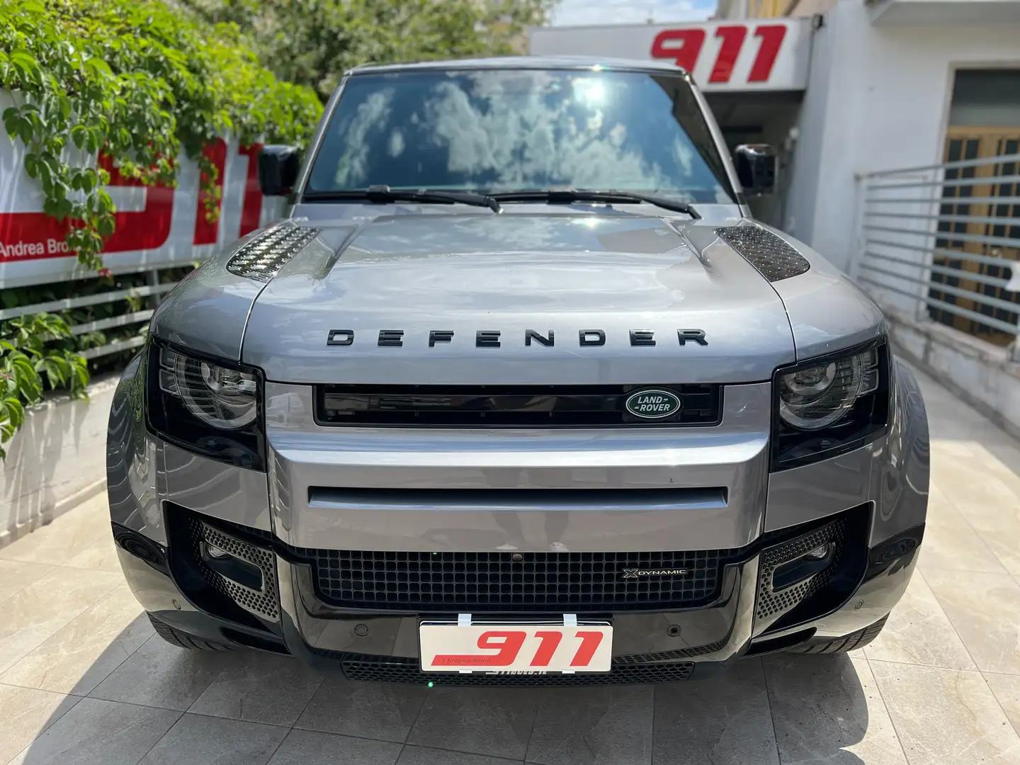 Land Rover Defender Subentro leasing senza acconto 110 3.0d  X-Dynamic Gris - 2